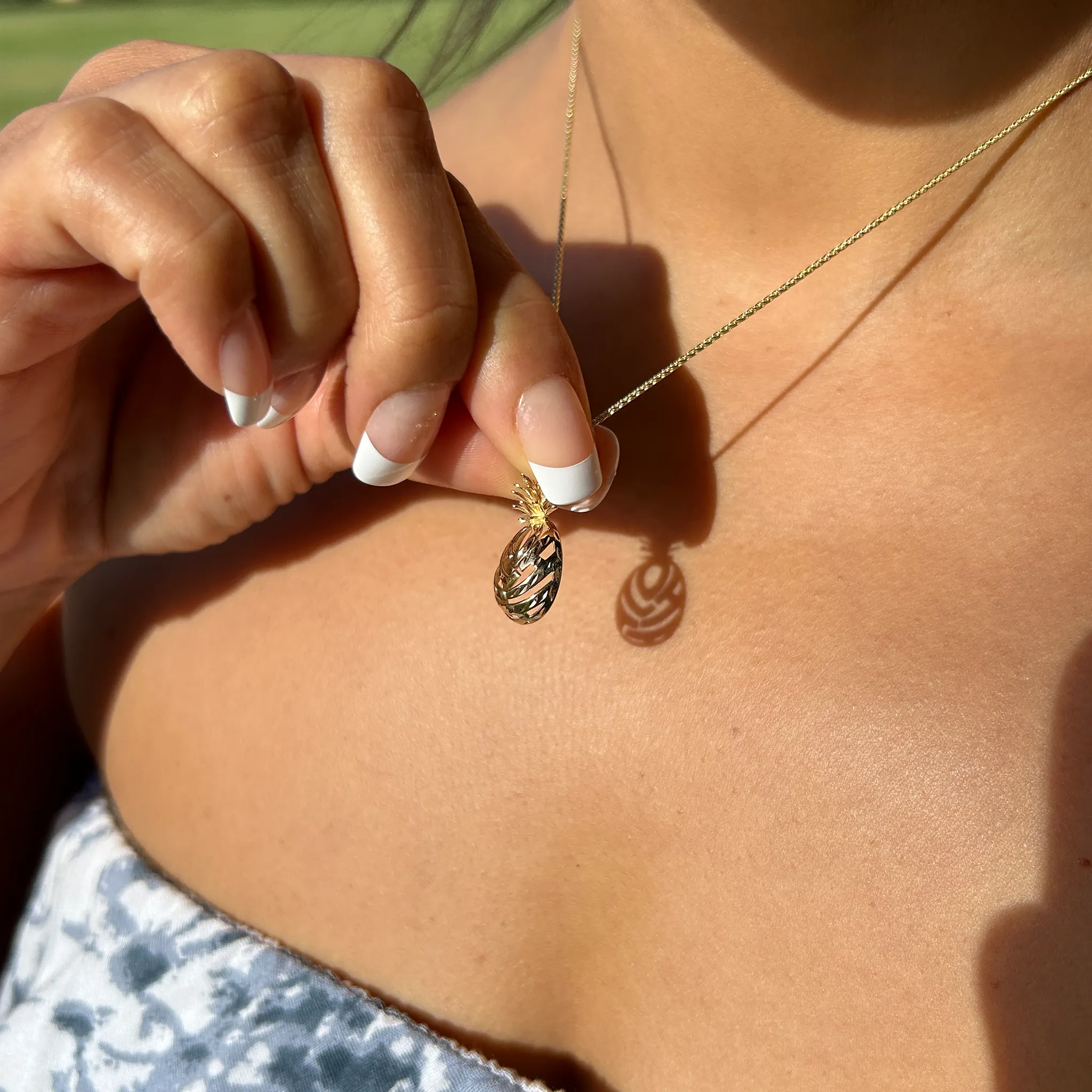 Aloha Pineapple Pendant in Gold