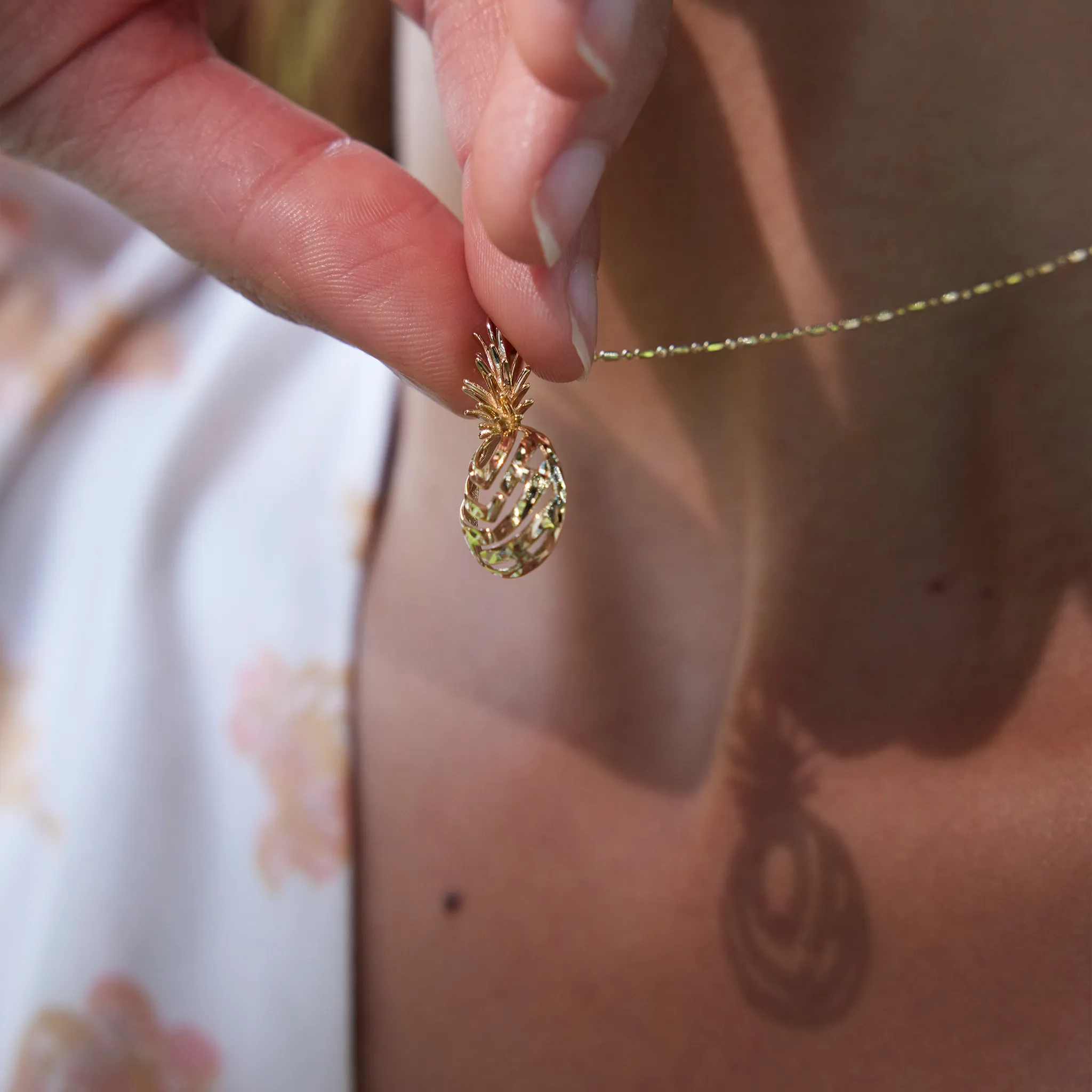 Aloha Pineapple Pendant in Gold