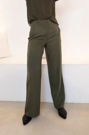 ALTER EGO TAILORED PANT - Olive