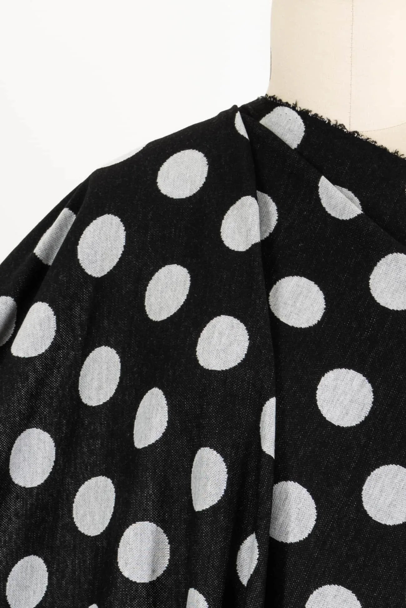 Grande Off White Dots Double Knit - ENDCUT