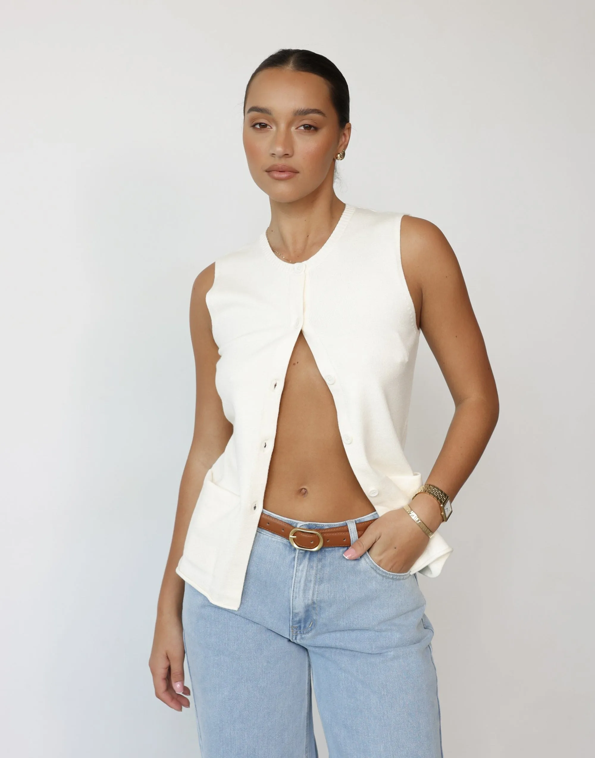 Kourt Vest (Ivory) - By Lioness