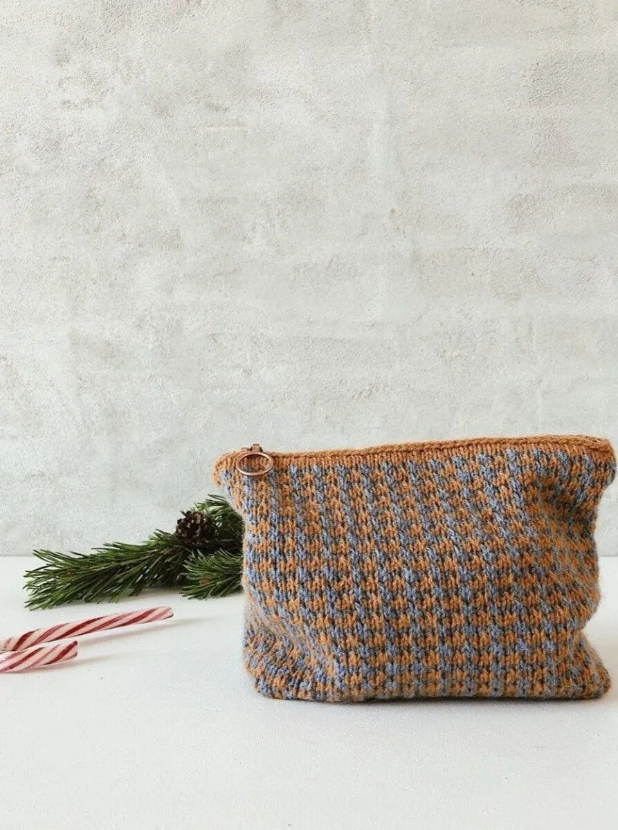 Pepita knitted purse by Önling, No 2 knitting kit